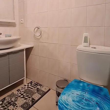 Pour 2 Avec Parking, Cuisine Equipee Et Recharge Pour Vehicules Electriques Aux Portes De Nancy - Fr-1-584-119 Ferienhaus